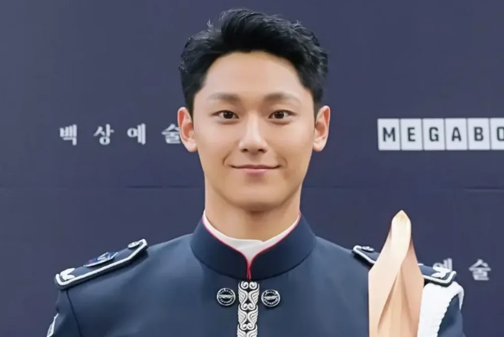 Lee Do Hyun Wife – A Complete Biography, Career, Net Worth & More