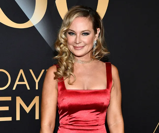 Sharon Case Net Worth – A Complete Biography and Financial Overview