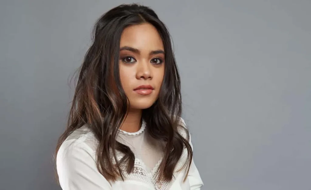 Sari Arambulo Age, Height, Weight, Net Worth, Career, And Full Bio In 2025