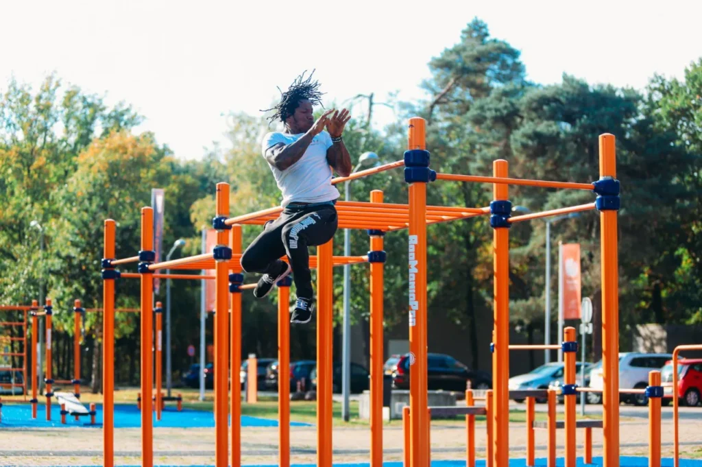 Why Calisthenics Park Equipment by UrbanFit Is Ideal for Outdoor Fitness Spaces
