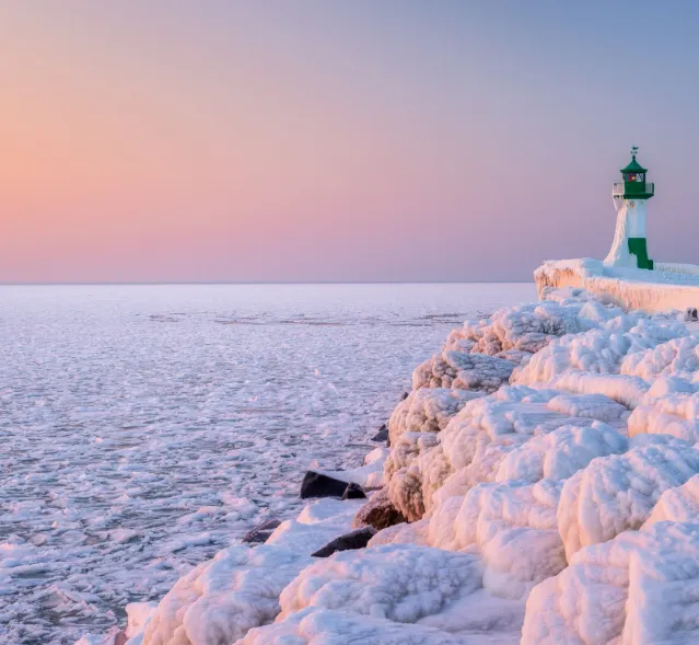 A Calendar Full of Reasons to Visit the Coast This Season A Calendar Full of Reasons to Visit the Coast This Season